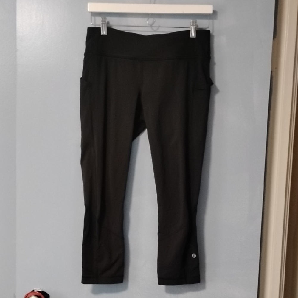 Lululemon Black Crop Pants Mesh Leg Inserts8
